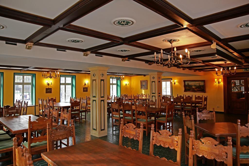 سولينجين Hotel In Der Strassen المظهر الخارجي الصورة